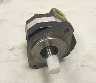 �������������� ����� ��� ���������� Komatsu D85A-21/D80A-18 (07436-72902) ������ �� ���� 